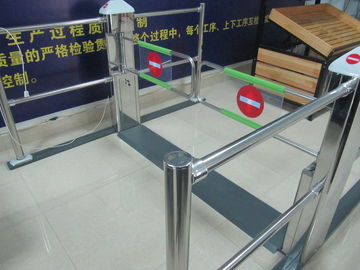 व्यावसायिक सुपरमार्केट स्विंग फाटक यांत्रिक घूमने वाला दरवाज़ा बैरियर स्विंग फाटक