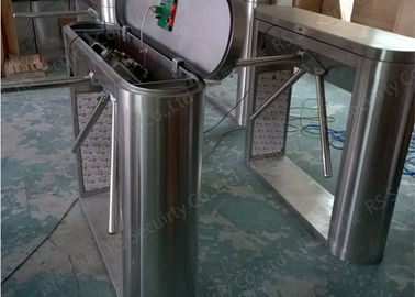 उच्च सुरक्षा आईआर सेंसर नियंत्रण तिपाई Turnstiles 304 स्टेनलेस स्टील गेट